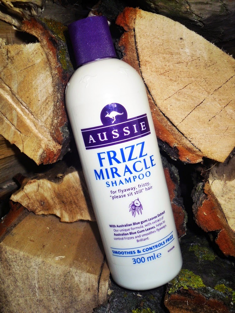 szampon do włosów aussie frizz miracle