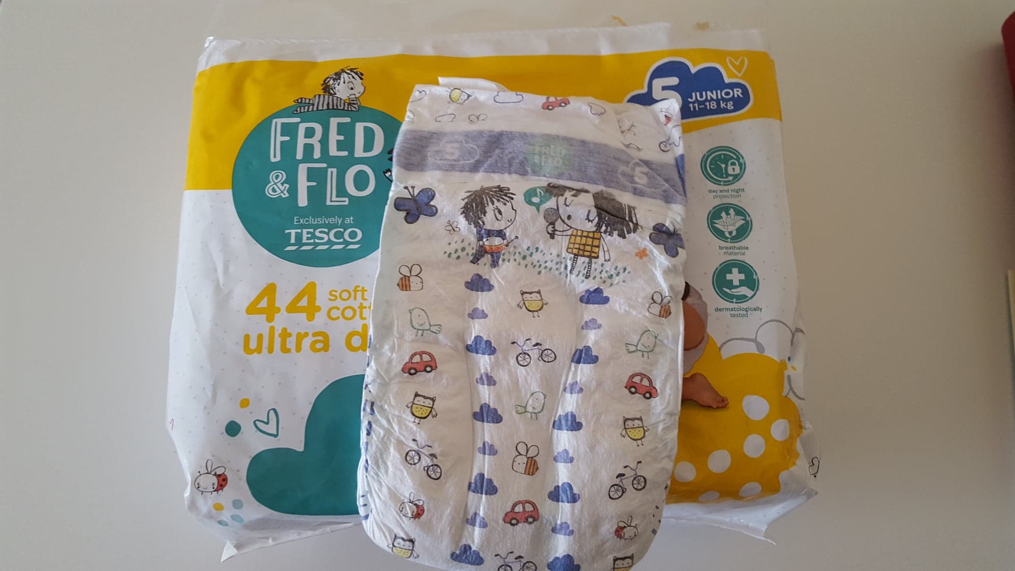 pieluchy tesco fred&flo 5