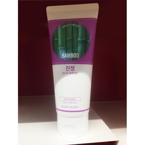 holika holika bamboo łagodząca pianka do twarzy 150ml