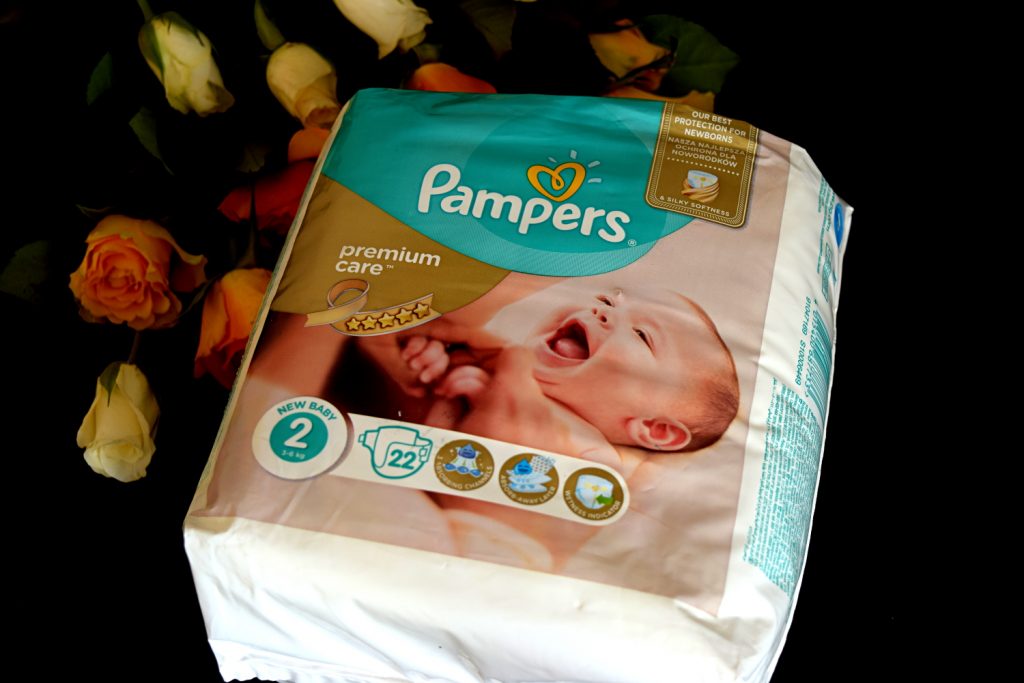 pampers premium care siateczka w srodku