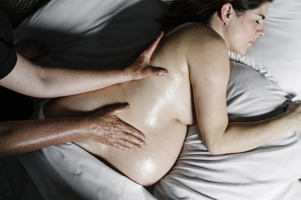 pregnant pampering massage