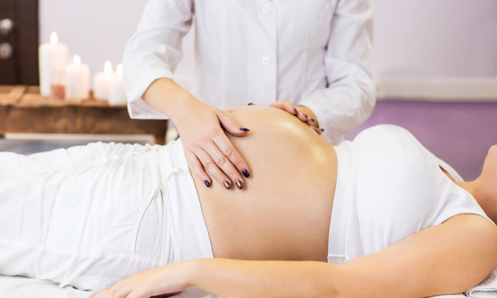 pregnant pampering massage