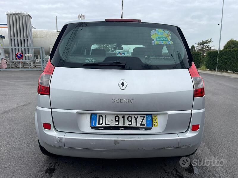 renault scenic 2 pampers