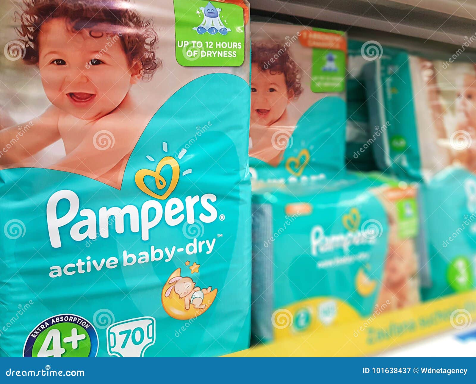 reklama pampers tańczące dziecko